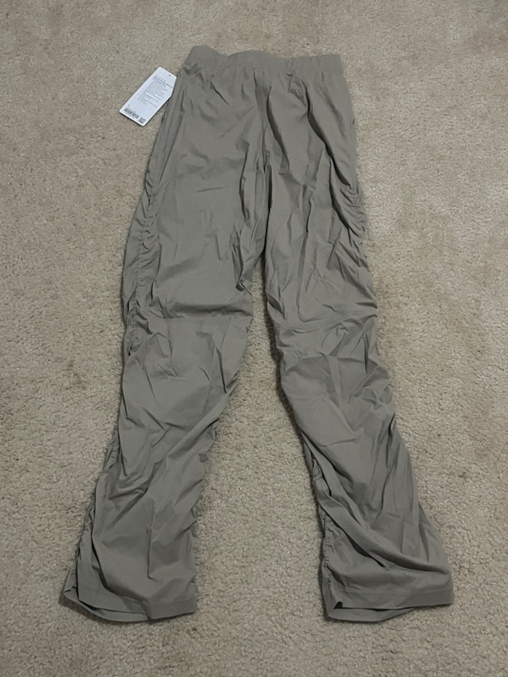 lululemon athletica Women’s Lightweight Joggers - Tan - Picture 5 of 7